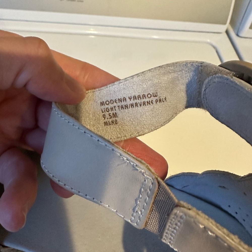 Earth Modena Yarrow Espadrille Sandals, size 9.5 - Picture 7 of 7